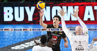 Volley - Playoff scudetto, la Lube batte Verona e rimette in parità la semifinale